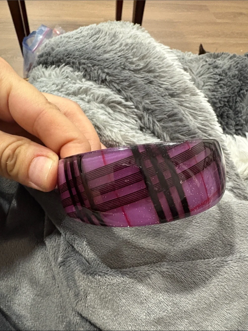 Vintage lucitePurple Plaid Resin Bangle Bracelet - Fashionable Women's Accessory